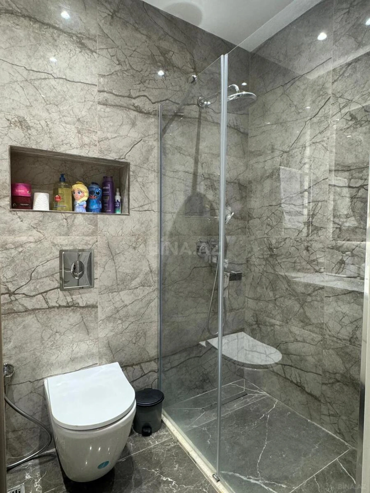 Satılır 3 otaqlı mənzil 84.5 m²