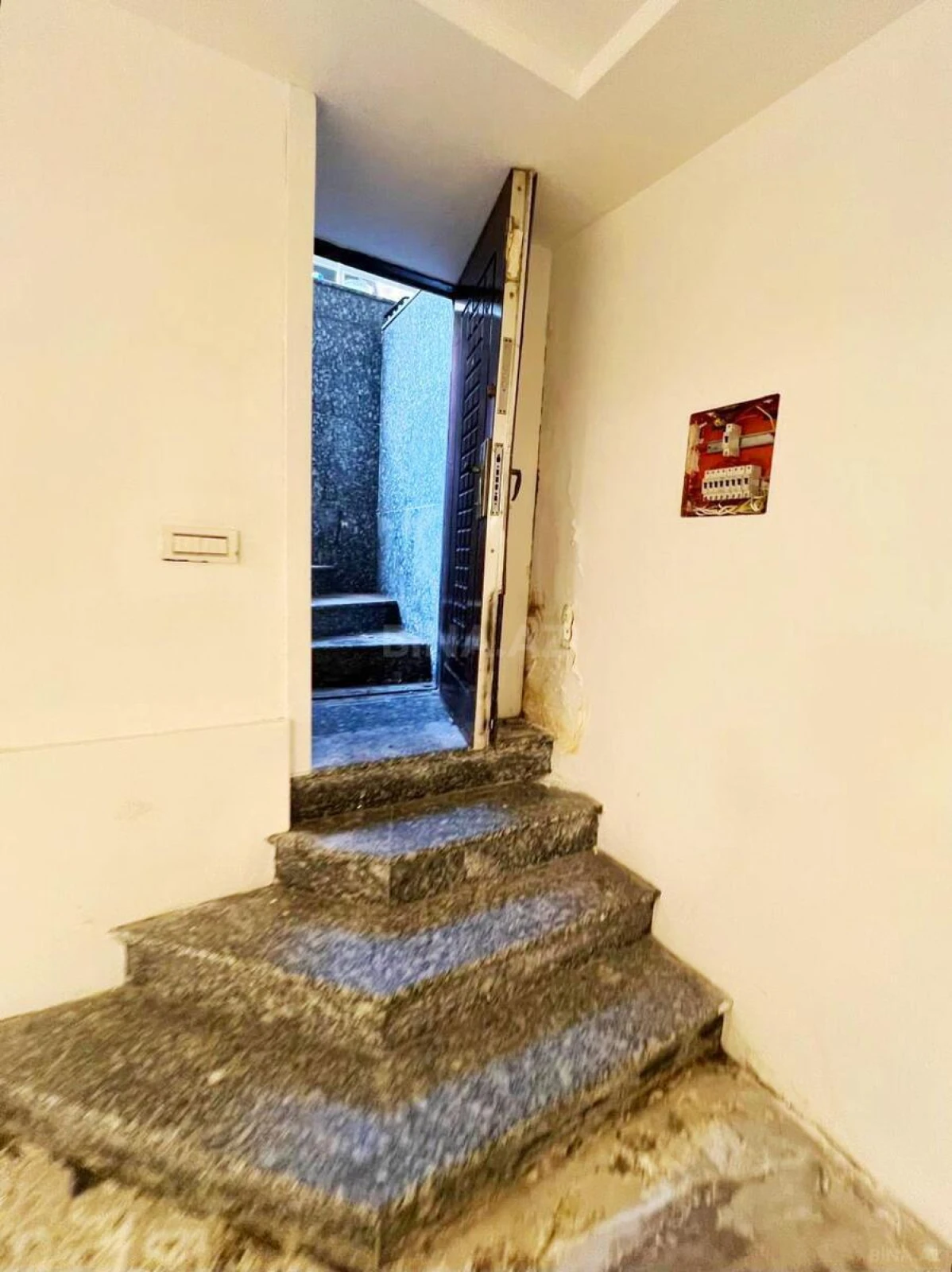 Satılır obyekt 75 m²