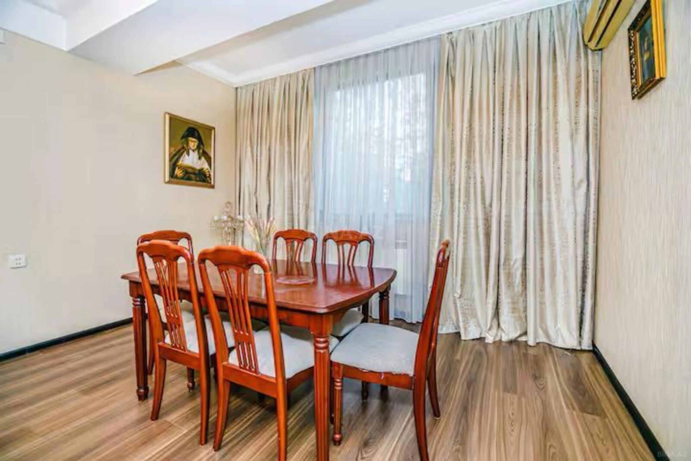 Kirayə verilir 3 otaqlı mənzil 100 m²