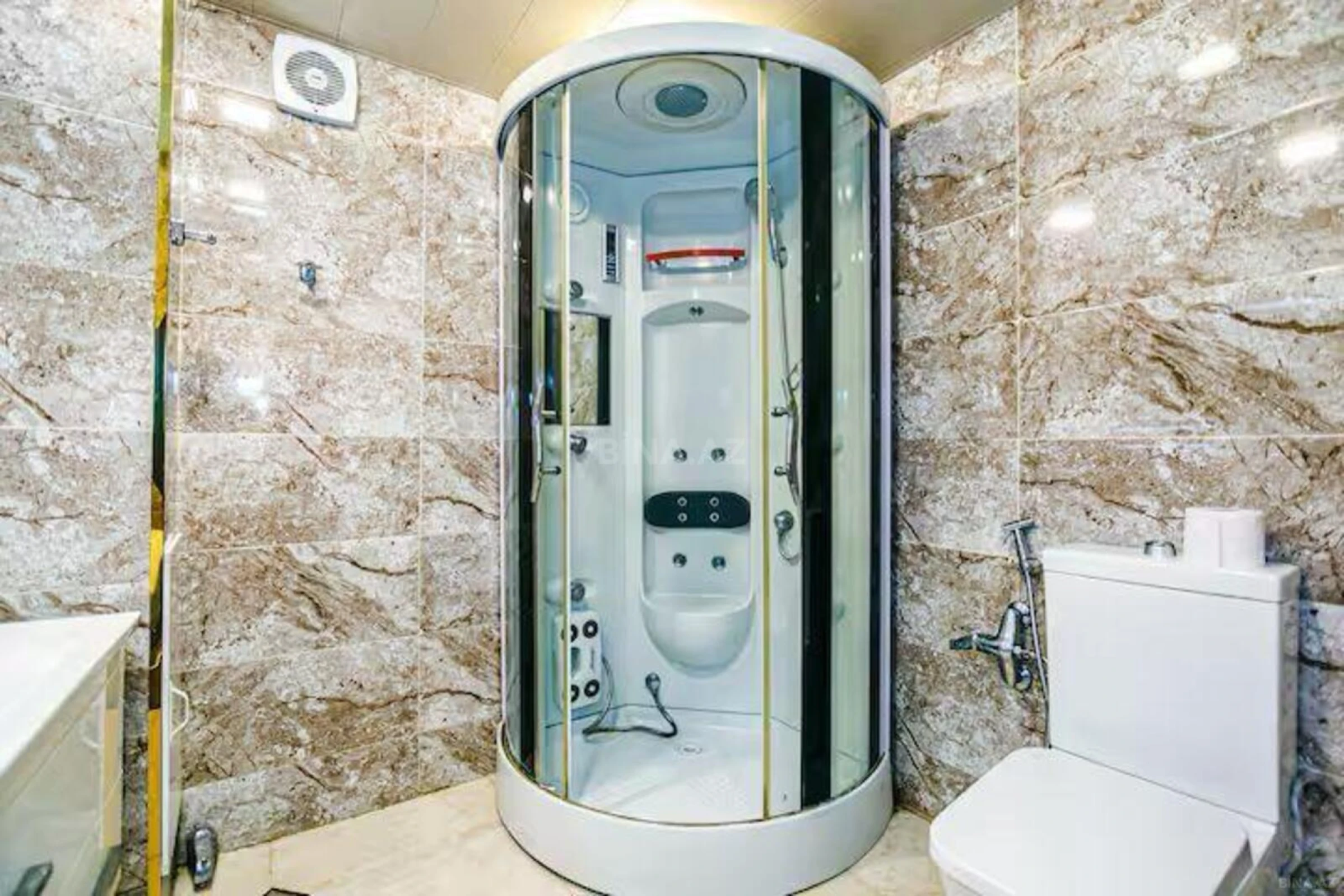 Kirayə verilir 3 otaqlı mənzil 100 m²