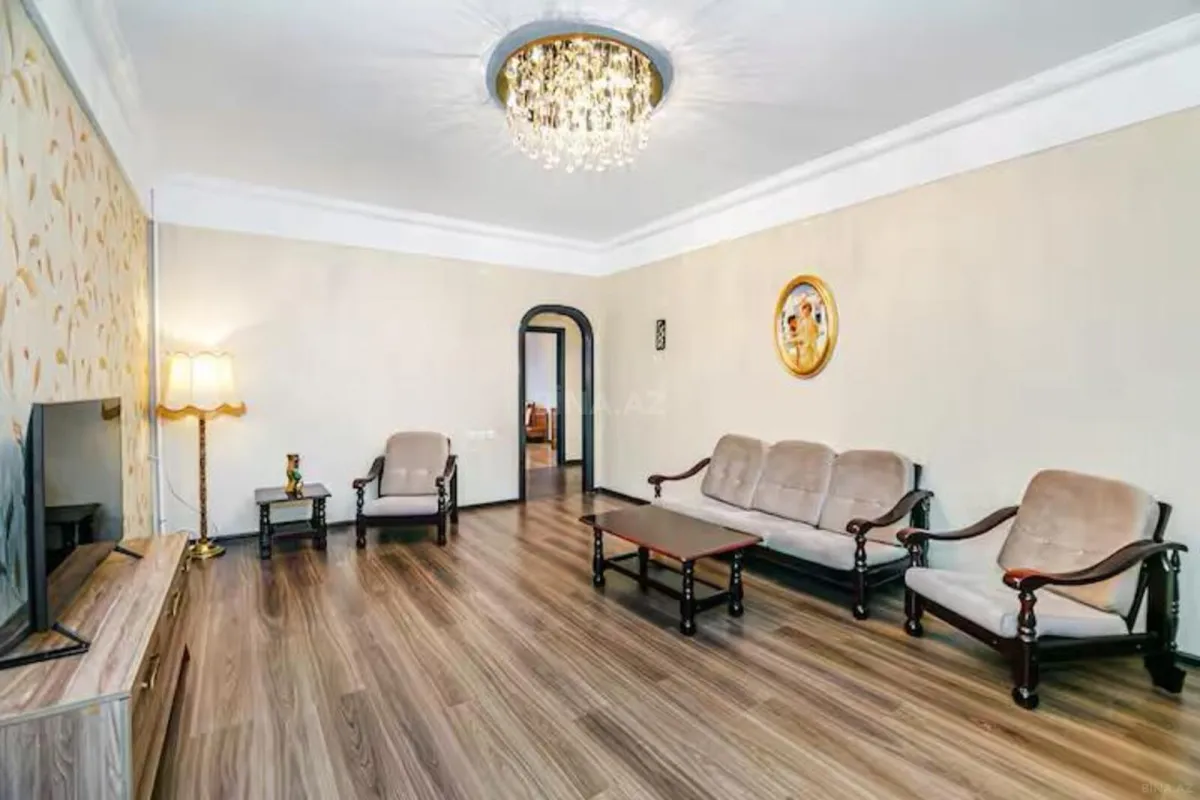 Kirayə verilir 3 otaqlı mənzil 100 m²