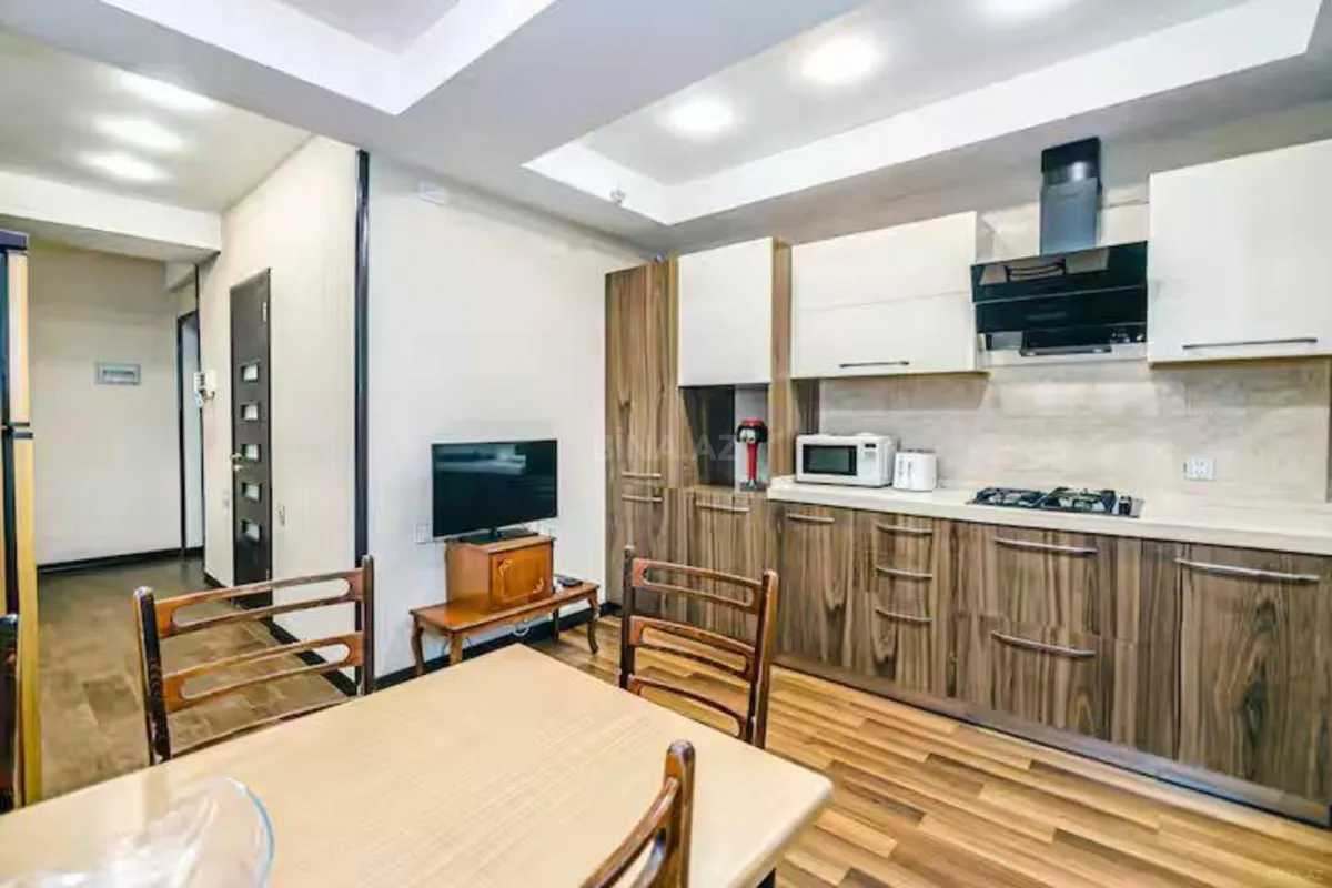 Kirayə verilir 3 otaqlı mənzil 100 m²