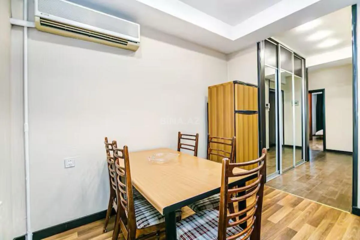 Kirayə verilir 3 otaqlı mənzil 100 m²