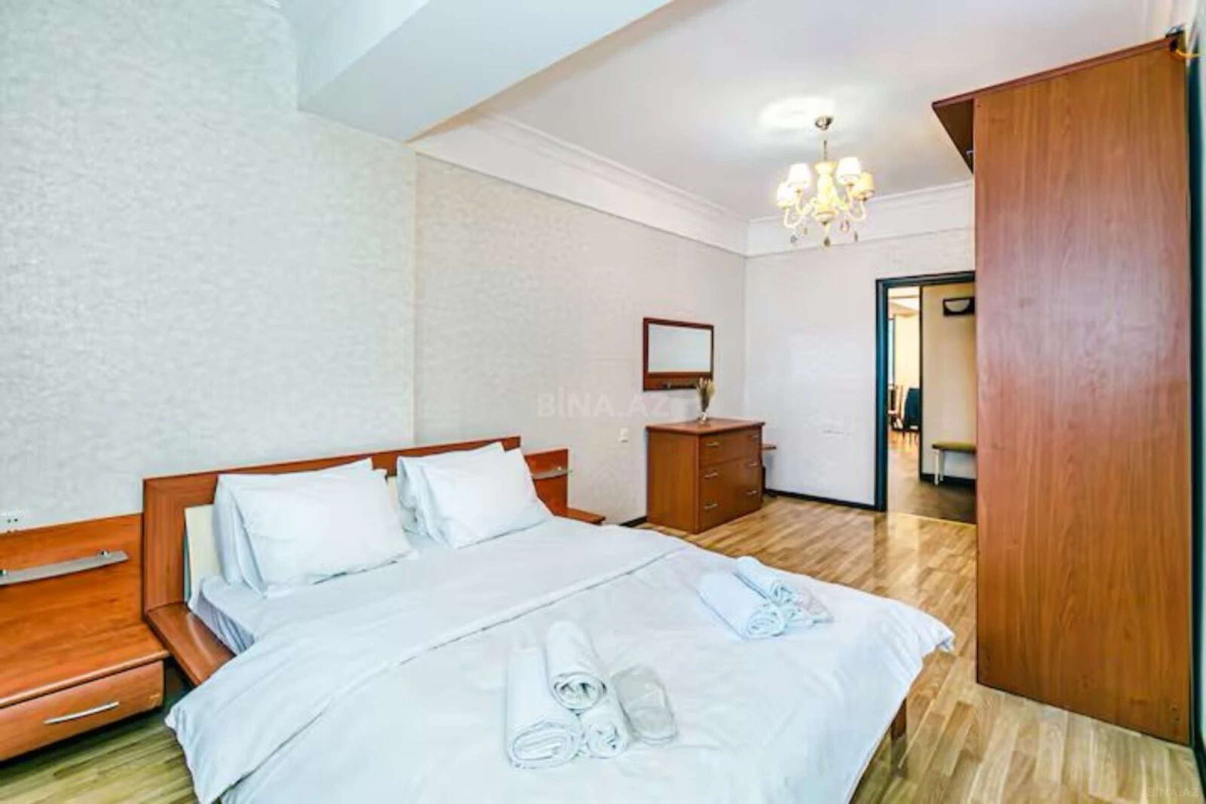 Kirayə verilir 3 otaqlı mənzil 100 m²