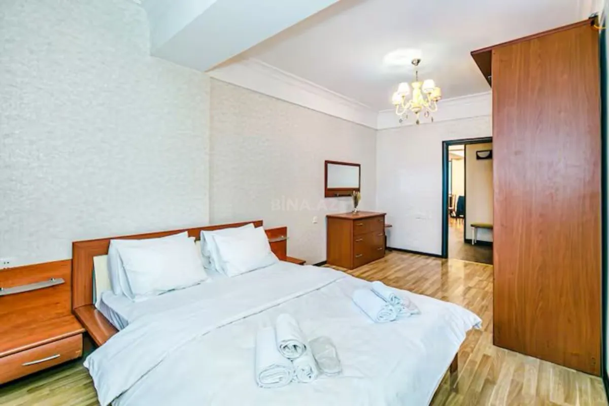 Kirayə verilir 3 otaqlı mənzil 100 m²