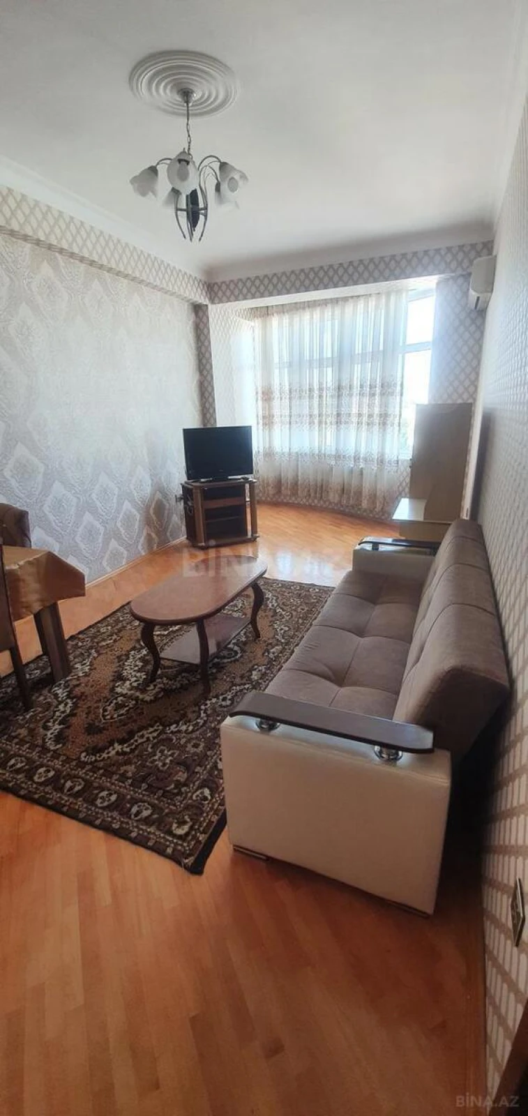 Kirayə verilir 2 otaqlı mənzil 64 m²