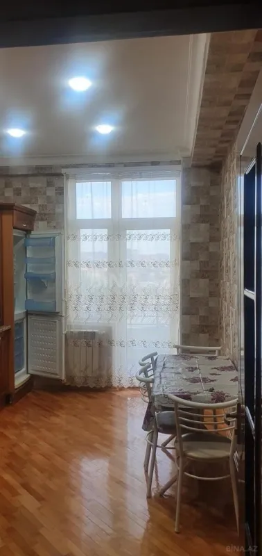Kirayə verilir 2 otaqlı mənzil 64 m²