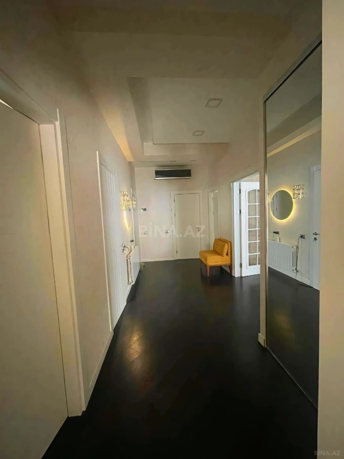Kirayə verilir 3 otaqlı mənzil 150 m²