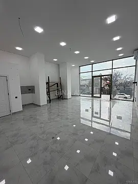 Satılır obyekt 60 m²