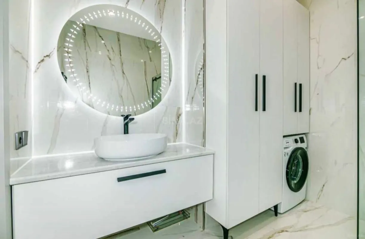 Kirayə verilir 2 otaqlı mənzil 65 m²