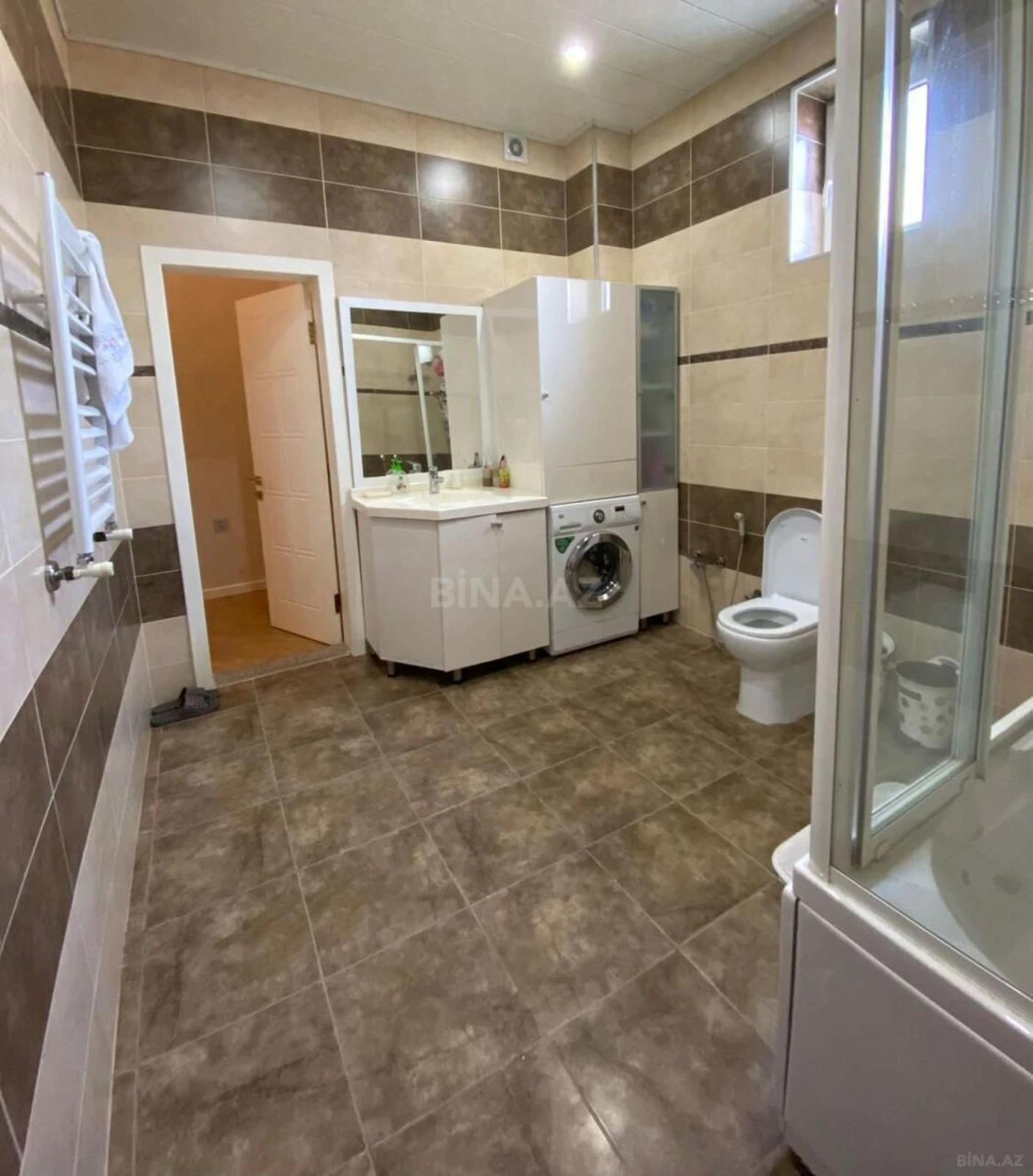 Satılır 7 otaqlı həyət evi 410 m²