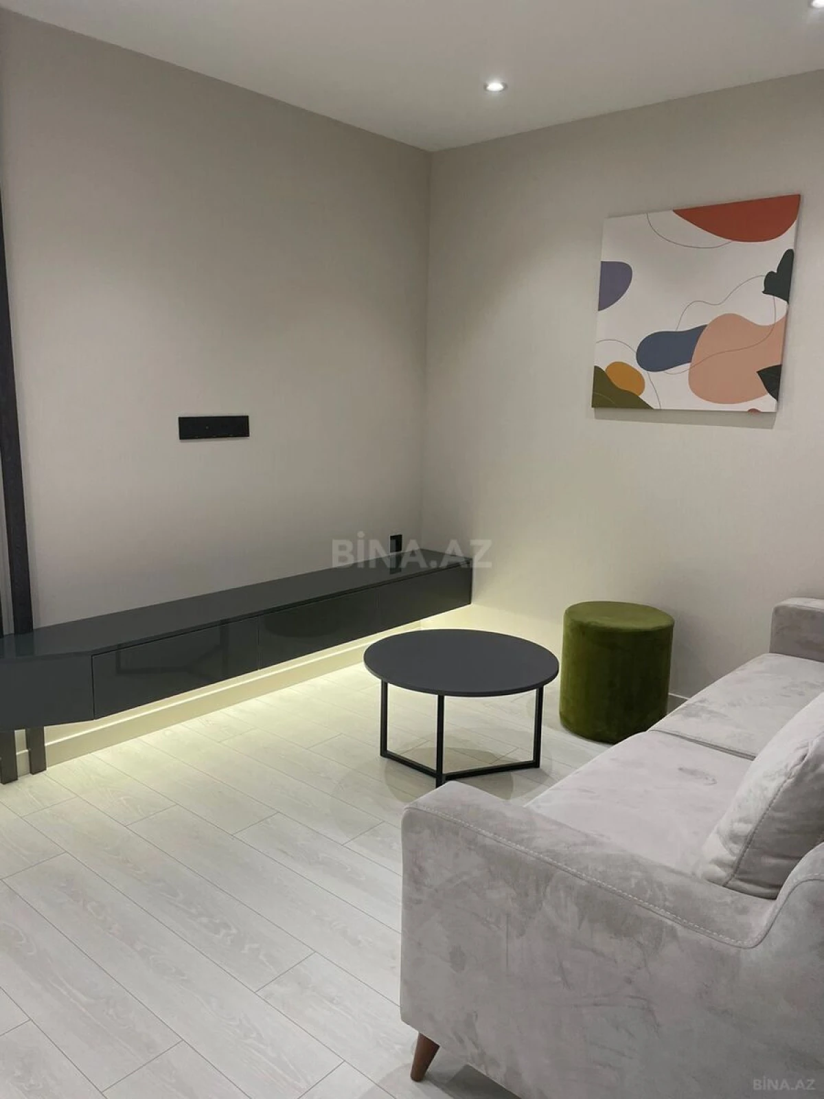 Kirayə verilir 2 otaqlı mənzil 60 m²
