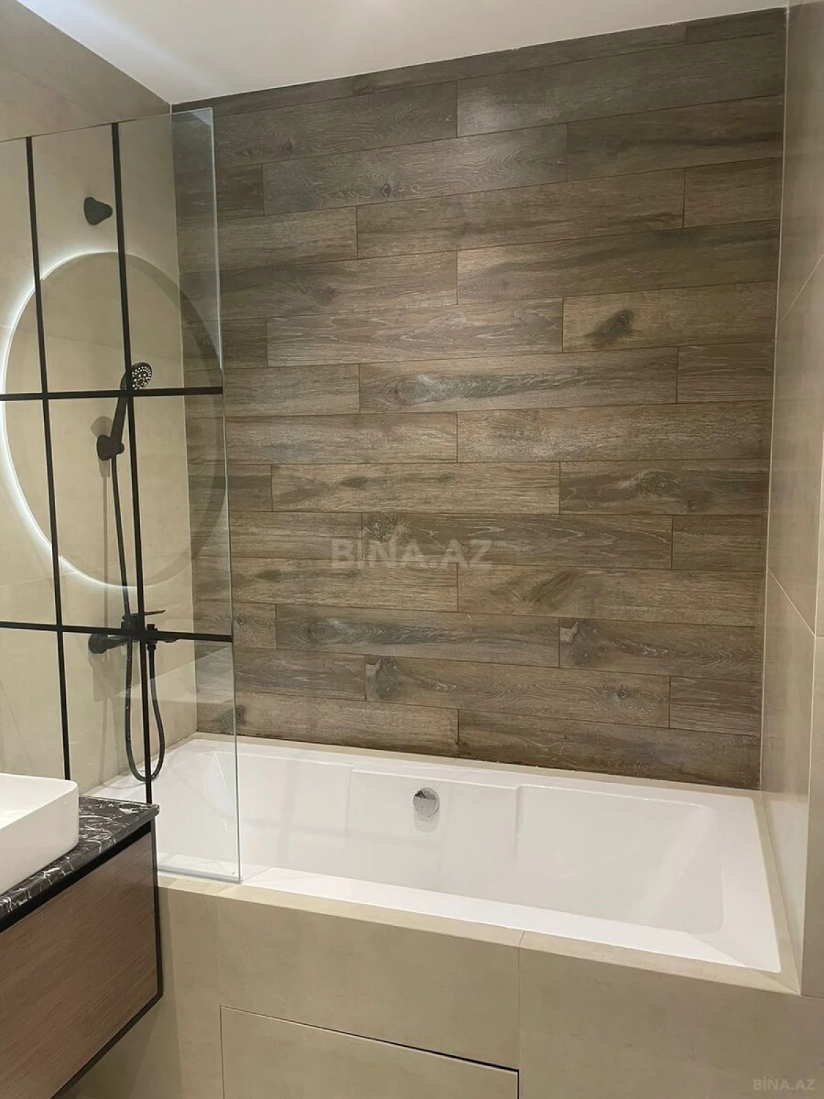 Kirayə verilir 2 otaqlı mənzil 60 m²