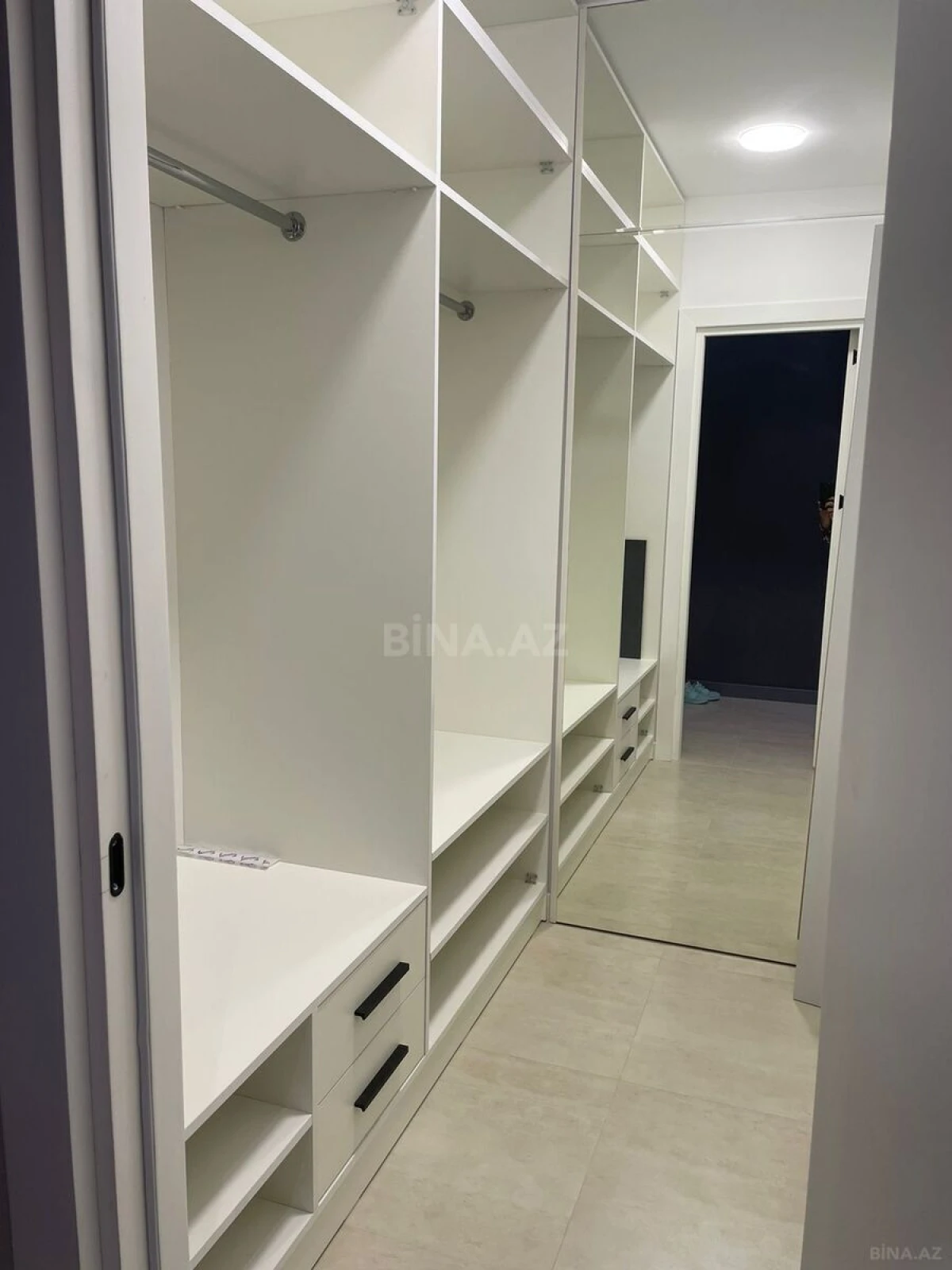 Kirayə verilir 2 otaqlı mənzil 60 m²