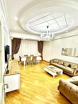 Kirayə verilir 3 otaqlı mənzil 120 m² — Bakı 3 otaq 120.00 m²
