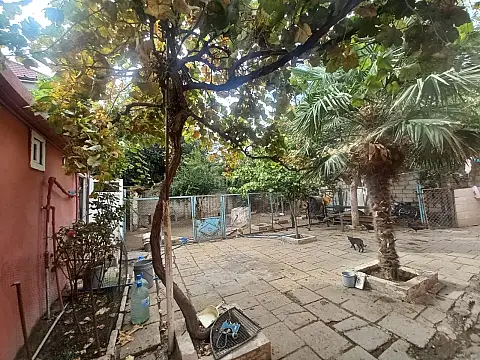 Satılır 5 otaqlı həyət evi 140 m²