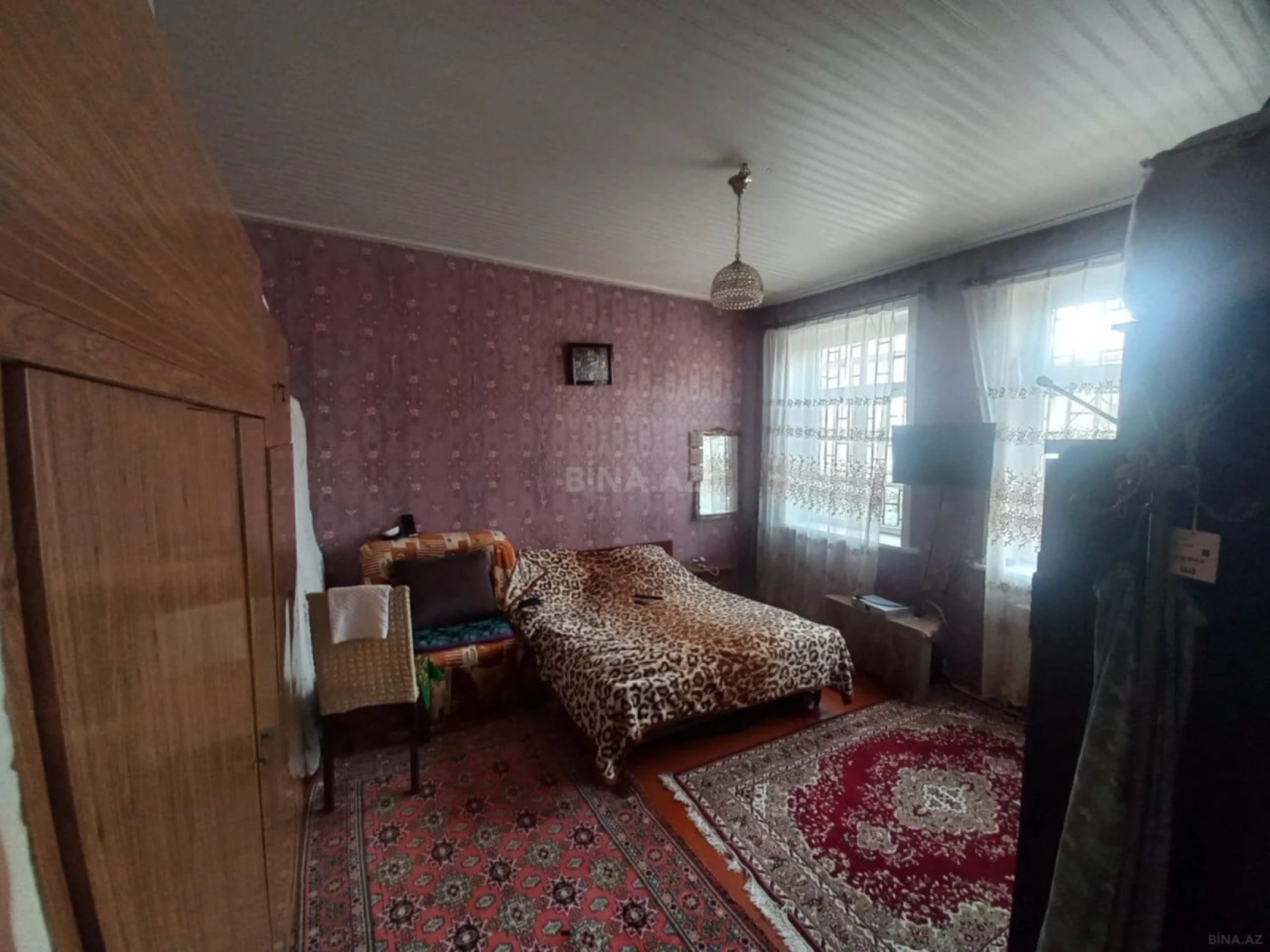Satılır 5 otaqlı həyət evi 140 m²