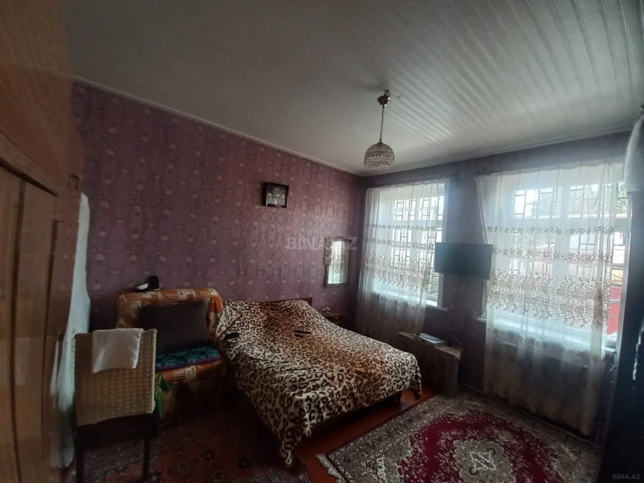 Satılır 5 otaqlı həyət evi 140 m²