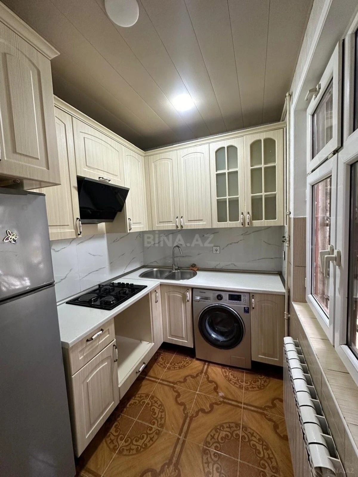 Satılır 2 otaqlı mənzil 55 m²