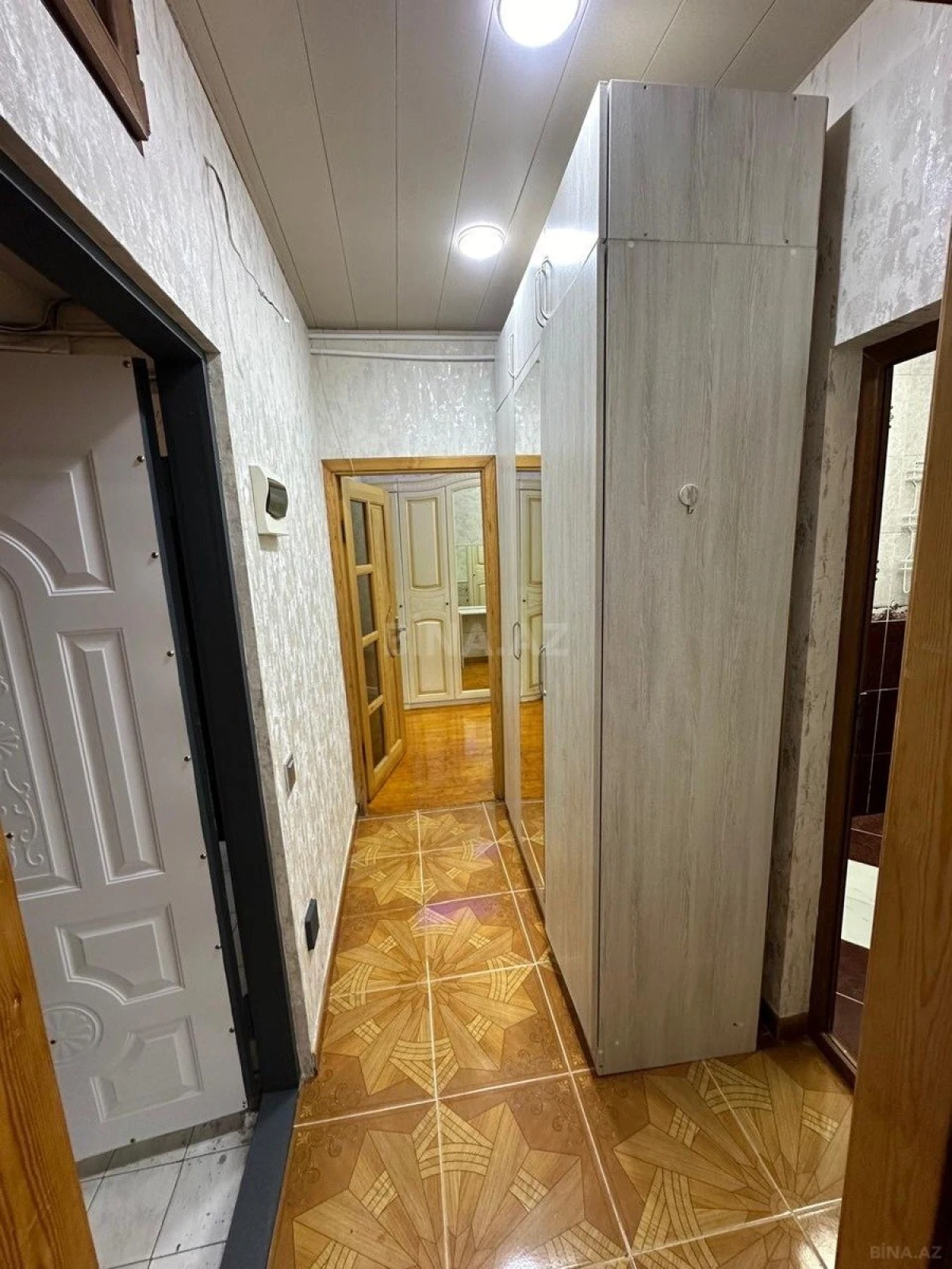 Satılır 2 otaqlı mənzil 55 m²