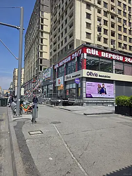 Satılır 3 otaqlı mənzil 97 m²