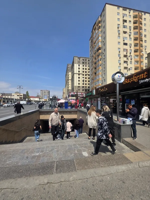Satılır 3 otaqlı mənzil 97 m²