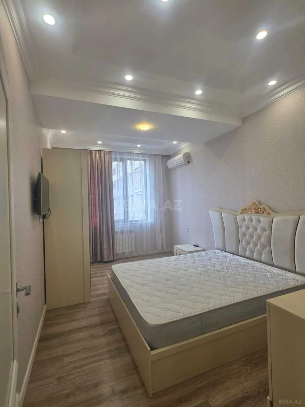 Satılır 3 otaqlı mənzil 97 m²