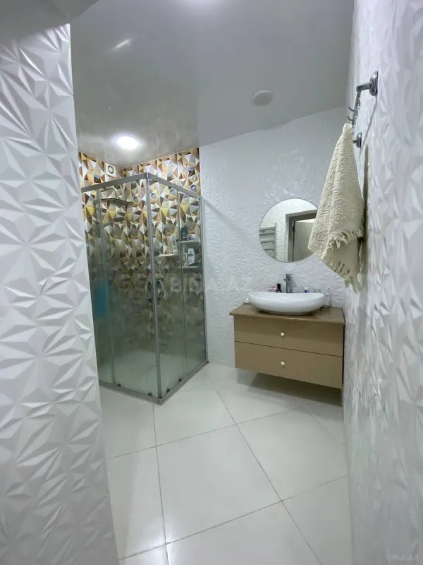 Satılır 3 otaqlı mənzil 98 m²