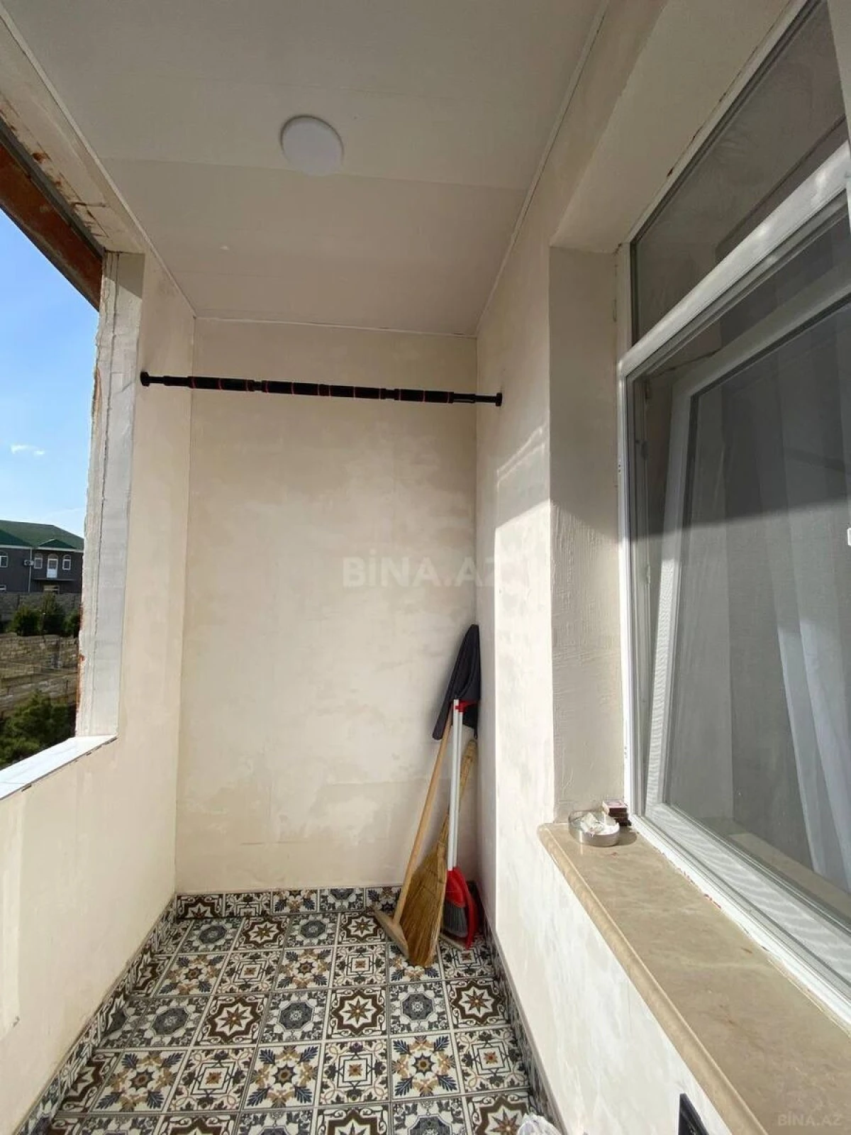 Satılır 3 otaqlı mənzil 98 m²