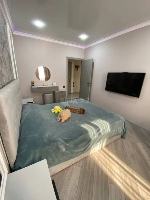 Satılır 3 otaqlı mənzil 98 m²