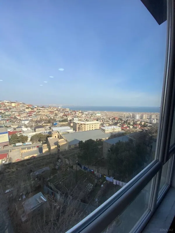 Satılır 3 otaqlı mənzil 98 m²