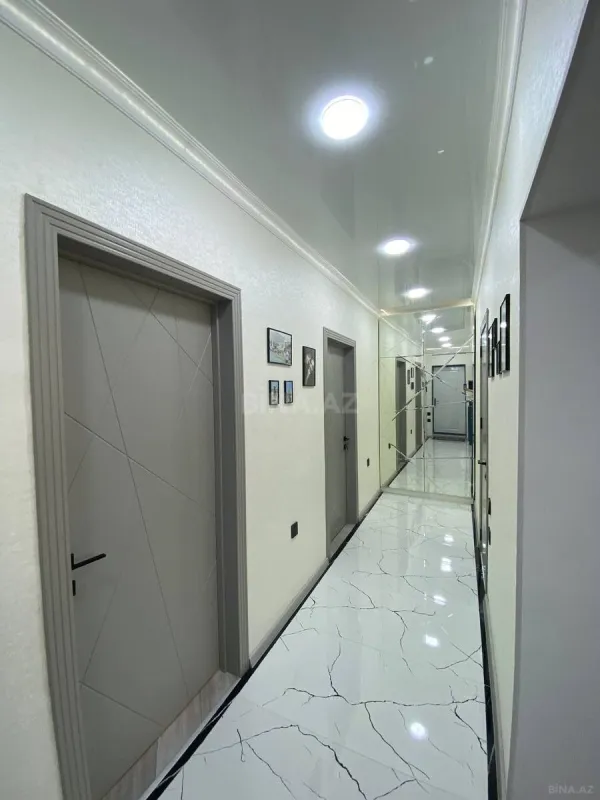 Satılır 3 otaqlı mənzil 98 m²