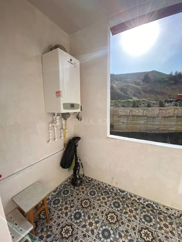 Satılır 3 otaqlı mənzil 98 m²