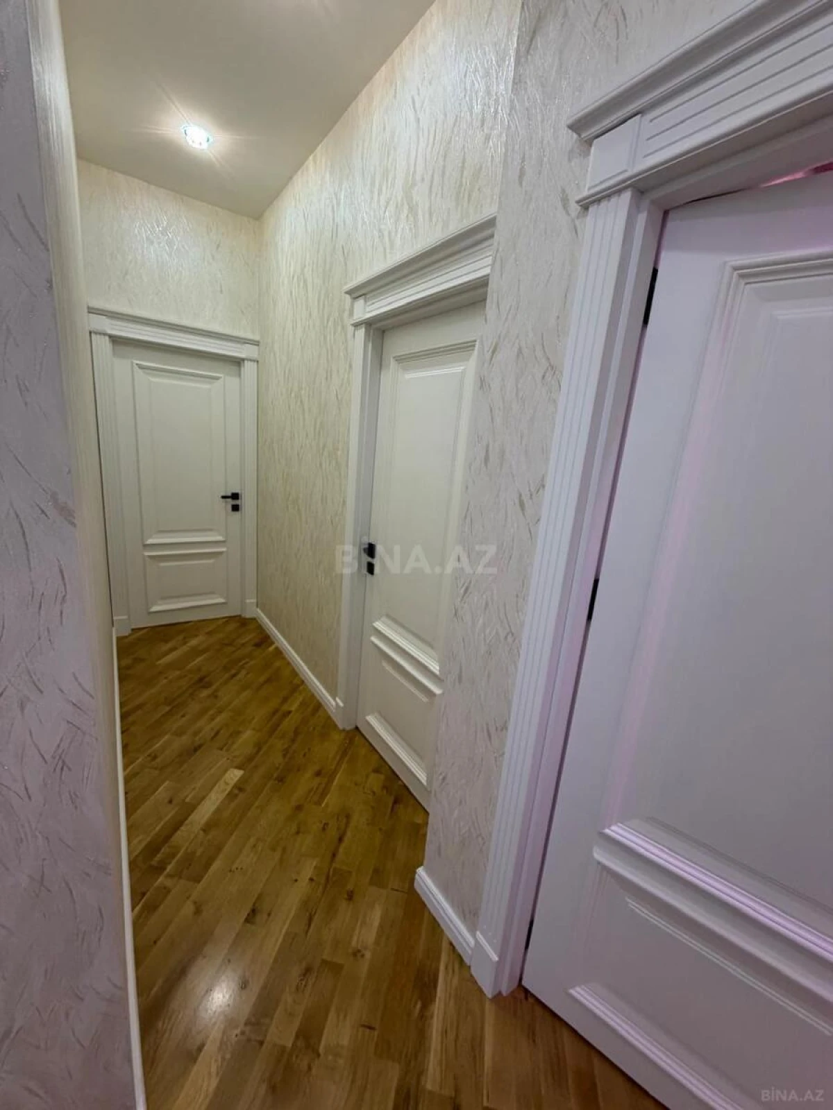 Satılır 4 otaqlı mənzil 129 m²