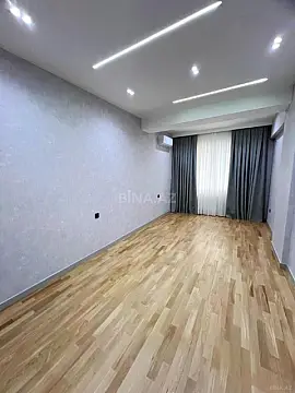 Satılır 4 otaqlı mənzil 192.5 m²