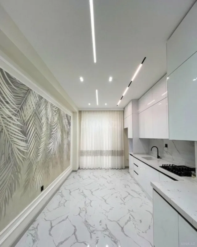 Satılır 4 otaqlı mənzil 192.5 m²