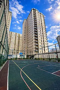 Satılır 4 otaqlı mənzil 192.5 m²