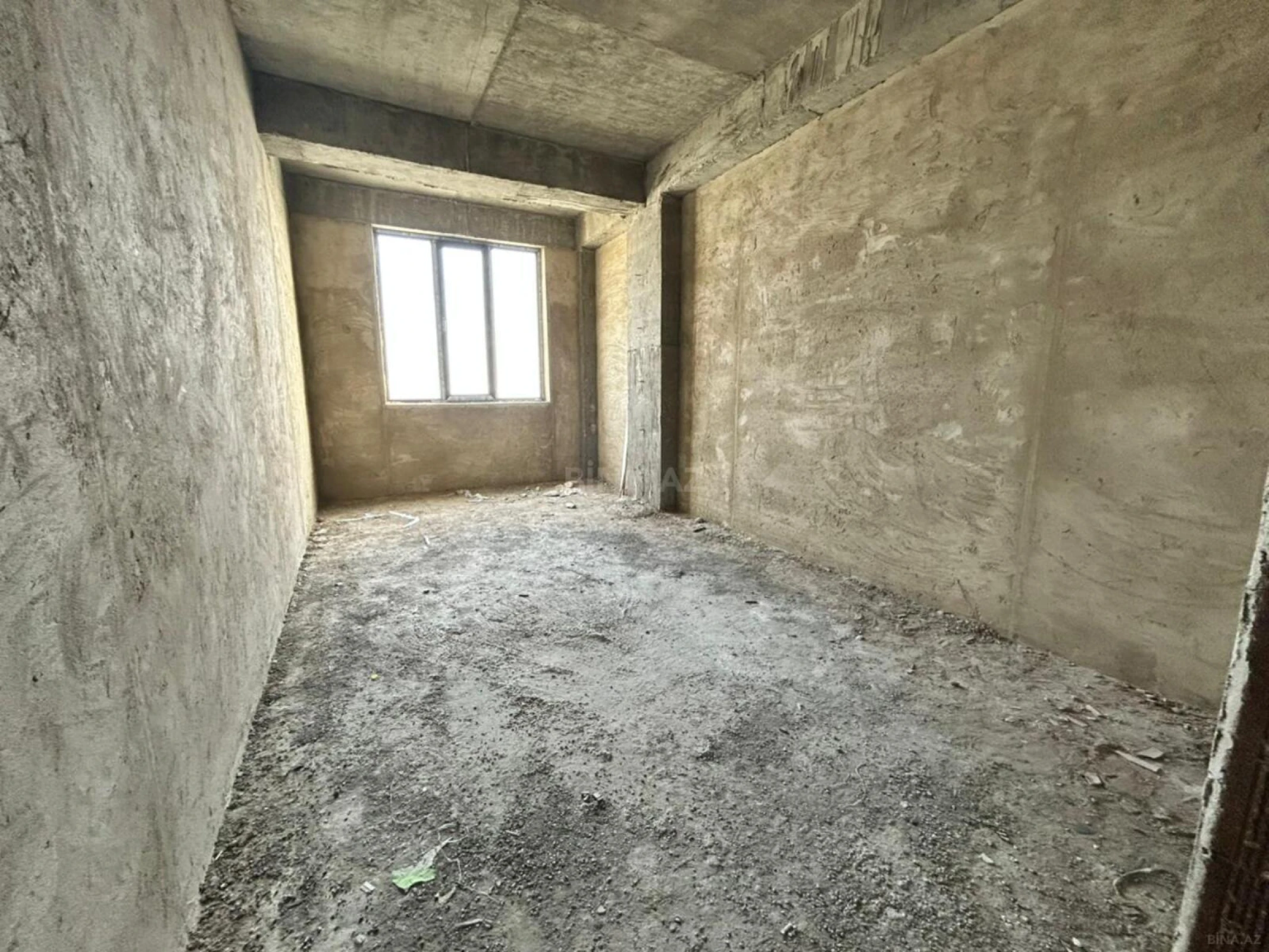 Satılır 1 otaqlı mənzil 57 m²