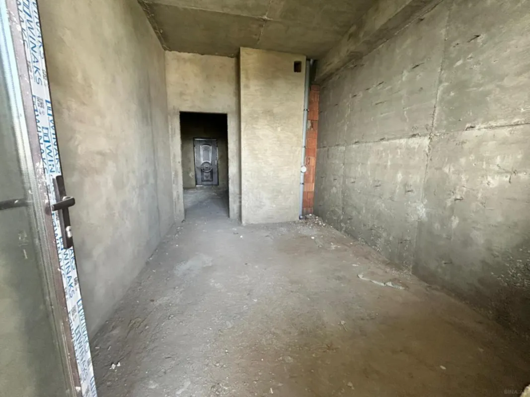 Satılır 1 otaqlı mənzil 57 m²