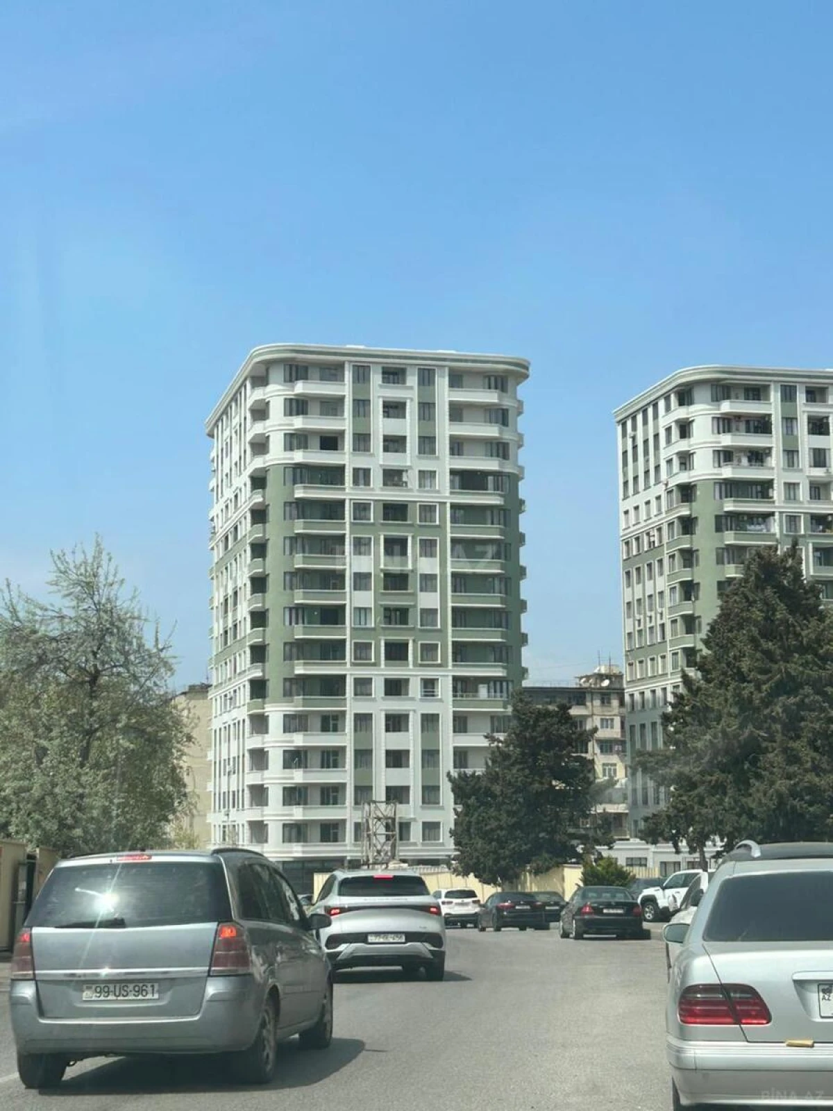 Satılır 1 otaqlı mənzil 57 m²