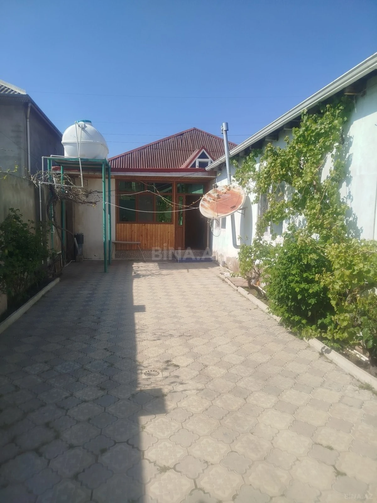 Kirayə verilir 3 otaqlı həyət evi 100 m²