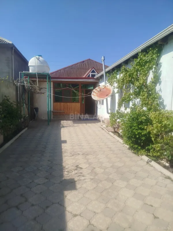 Kirayə verilir 3 otaqlı həyət evi 100 m²