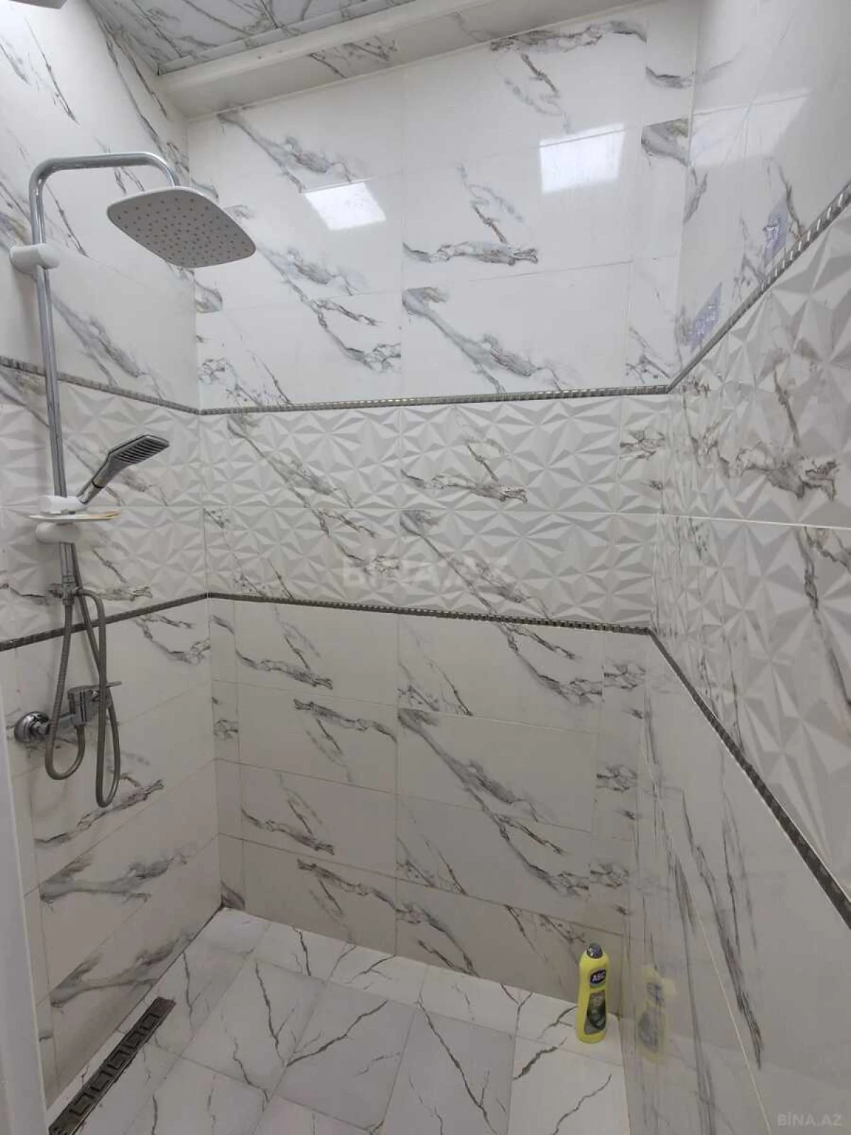 Satılır 2 otaqlı mənzil 62 m²