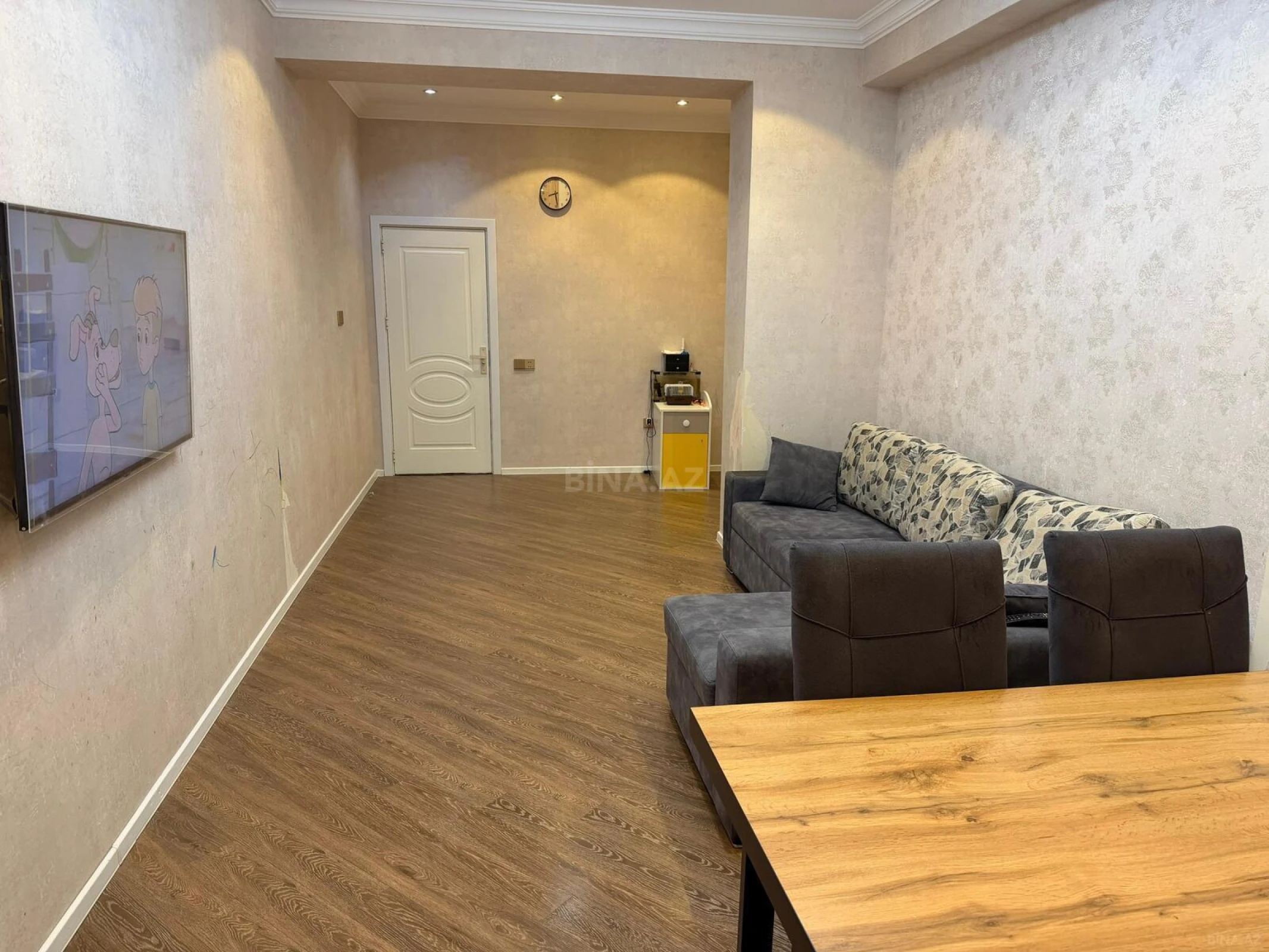 Satılır 2 otaqlı mənzil 62 m²