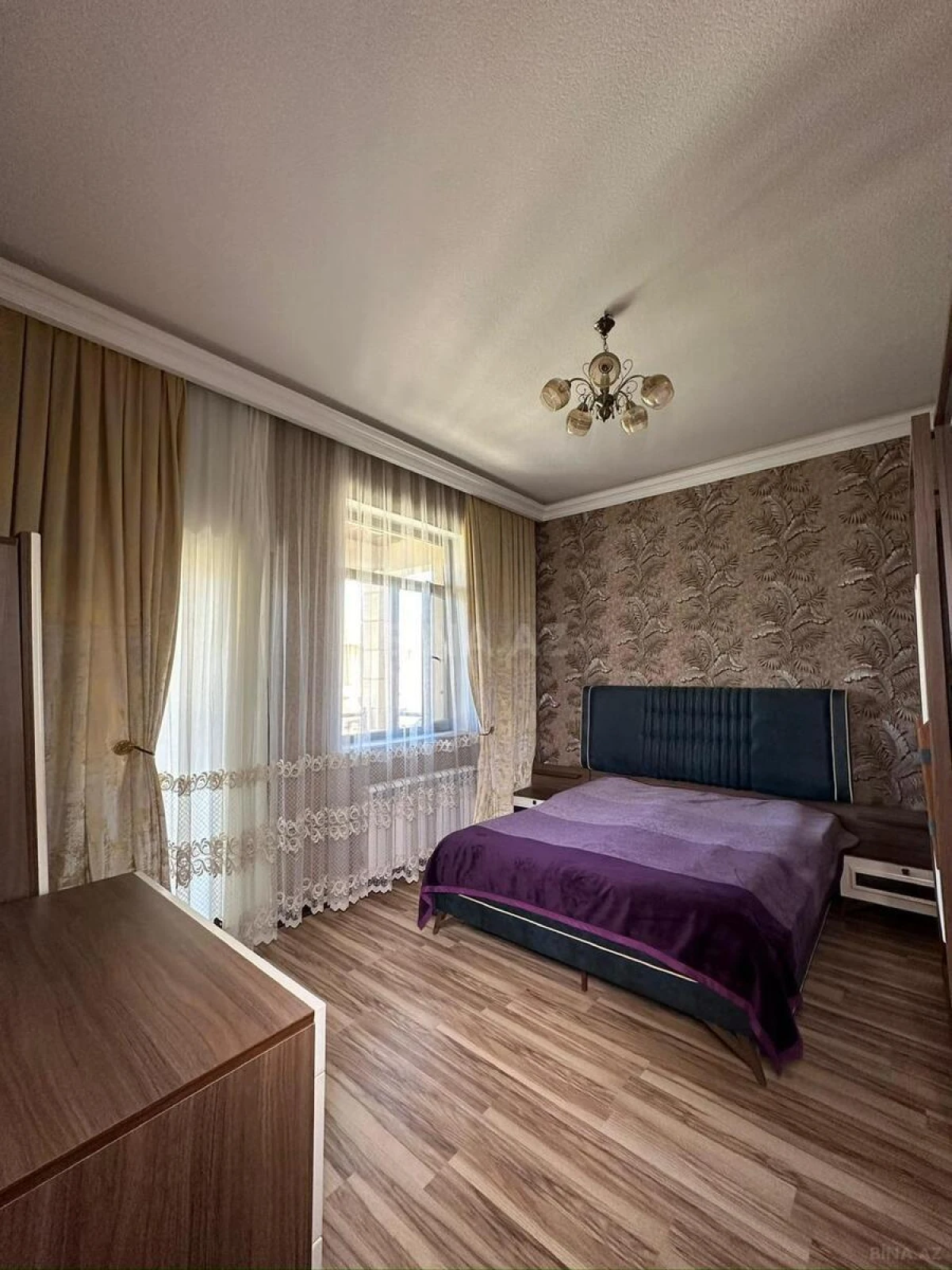 Kirayə verilir 6 otaqlı həyət evi 250 m²