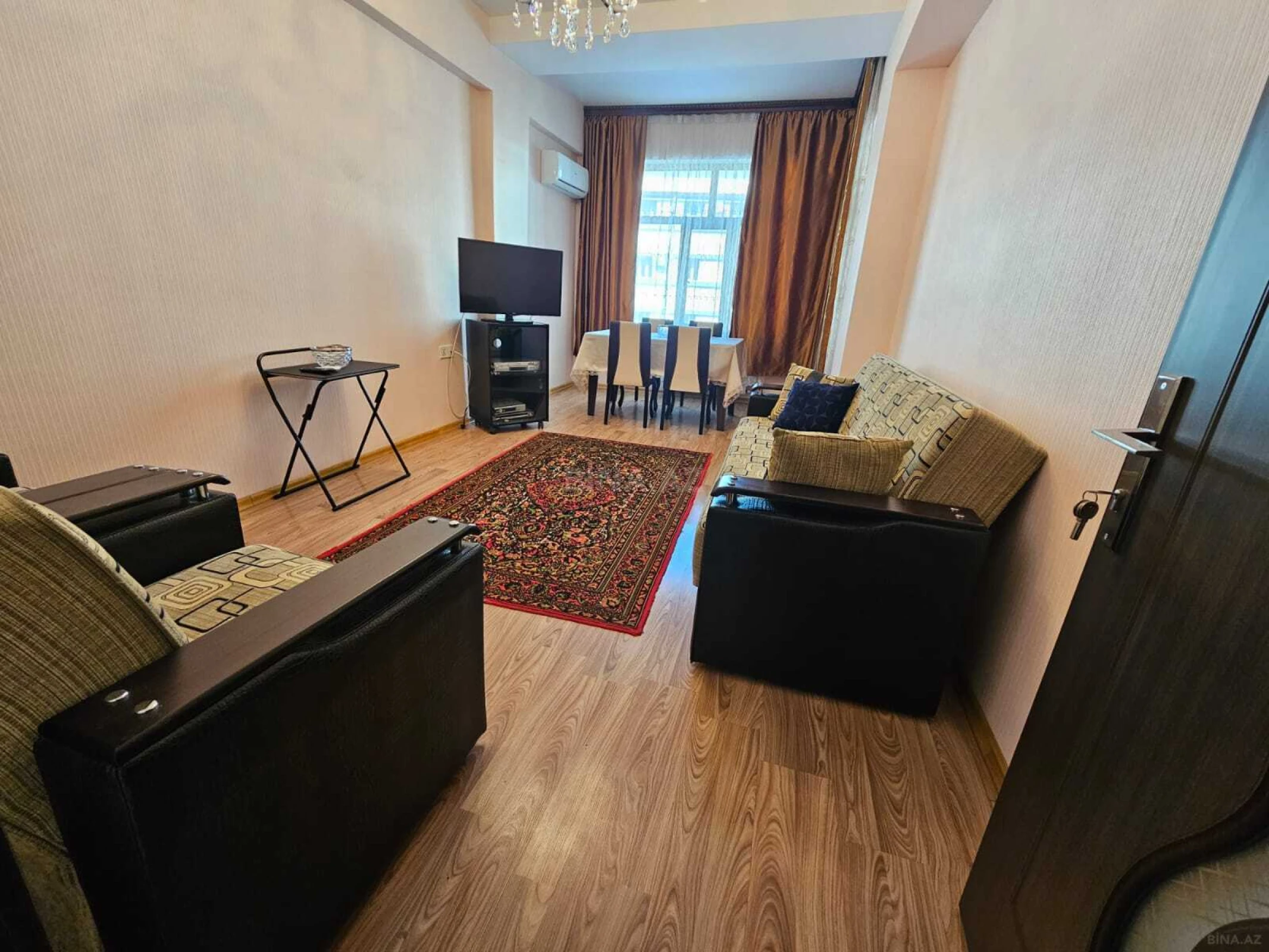 Kirayə verilir 3 otaqlı mənzil 110 m²