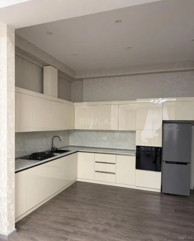 Satılır 2 otaqlı mənzil 91 m²