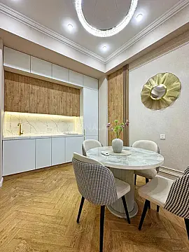 Satılır 2 otaqlı mənzil 45 m²