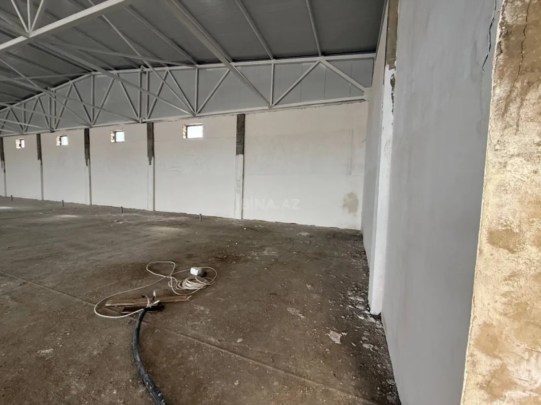 Kirayə verilir obyekt 1100 m²