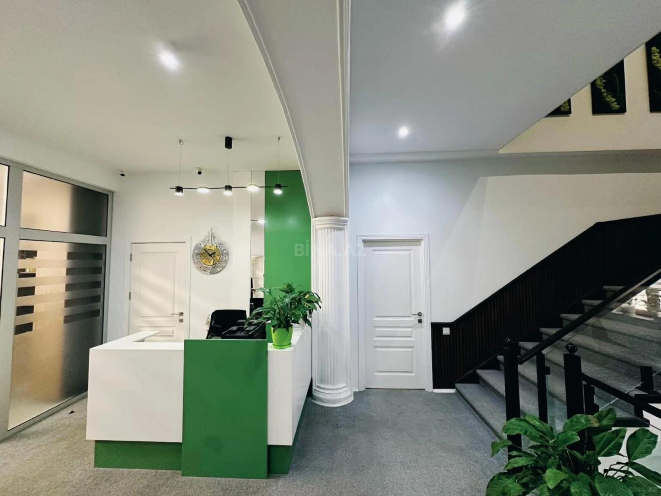 Kirayə verilir 20 otaqlı ofis 1000 m²